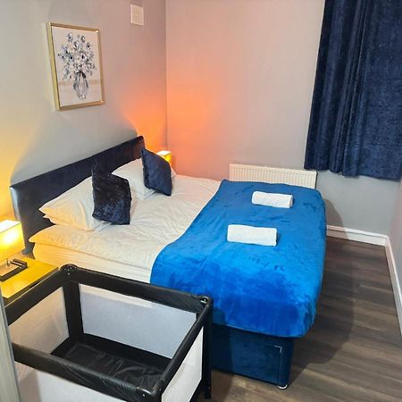 Apartamento 2 Bed Town Centre Nr Theatre Free Park Wi-Fi & Garden Aylesbury  Exterior foto