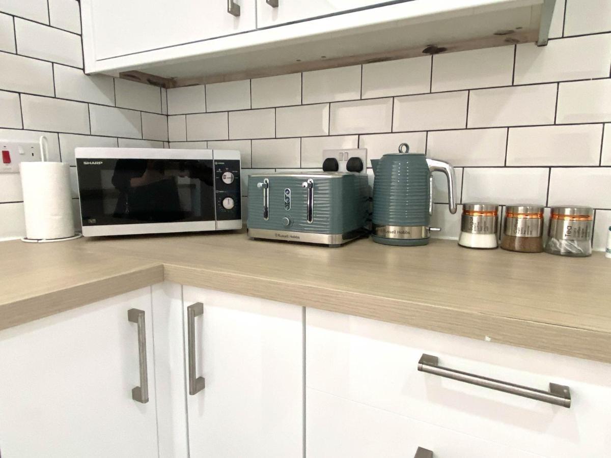 Apartamento 2 Bed Town Centre Nr Theatre Free Park Wi-Fi & Garden Aylesbury  Exterior foto