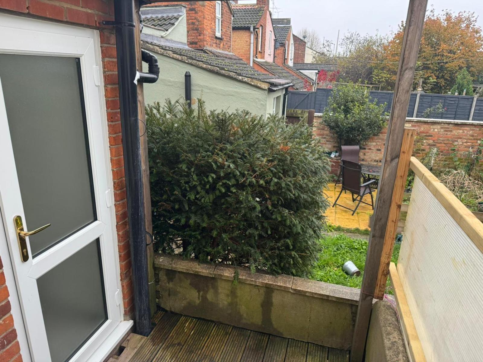 Apartamento 2 Bed Town Centre Nr Theatre Free Park Wi-Fi & Garden Aylesbury  Exterior foto